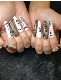 迷彩ネイル