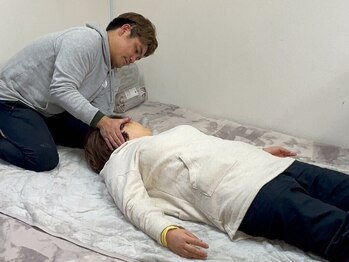 エボリューショナリートゥルース 天神(evolutionary_Truth)の写真/【首肩特化！整体30分4980円】凝り固まった"首や肩の辛さに"サヨナラを♪プロの施術でしっかり解消します☆