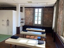 広々としたスペースで施術を行います★