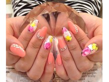 エスフィーネイルサロン ブリーユ(Esfy nailsalon Brille)/フラワーネイル