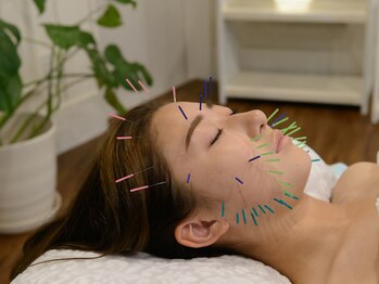 アオアクア鍼灸院(AOAQUA鍼灸院)/リフトアップ＆トーンアップ