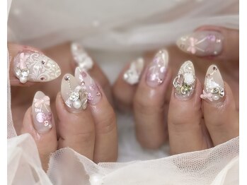 アリュール(Allure)/ガーリーネイル