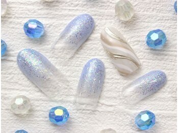 ジョリーネイル 大宮本店(jolie nail)の写真/普段使いOKなシンプルxオシャレなデザインをご提案♪「ネイルを日常に」がテーマです！！