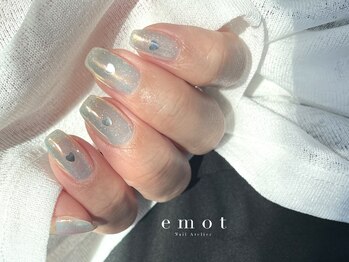 エモット(emot)/シンプルデザイン