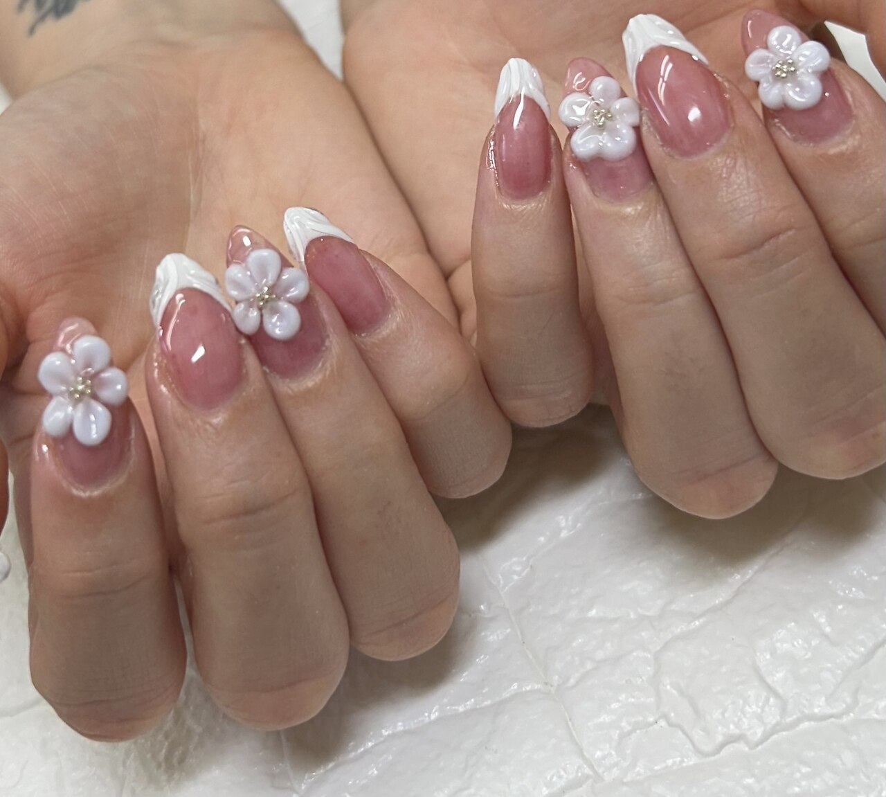 ネイルズフォーユー(Nails 4 U)｜ホットペッパービューティー