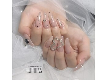 ルピナス(LUPINAS)/チェーンハートネイル