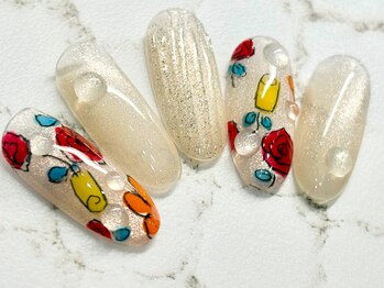 おしゃれ手書きフラワーネイル