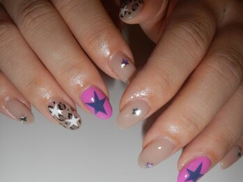 エックスネイルトウキョウ(X NAIL TOKYO)の写真/デザインに迷う方必見!肌馴染み良いカラー変更も可能◎トレンドを抑えた定額メニューで賢くお洒落を彩る♪