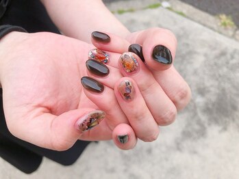 エモ(emo)/ニュアンスネイル