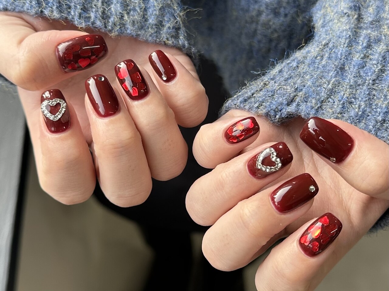 2026年冬トレンド】ボルドー ハートのネイルデザイン集｜人気順