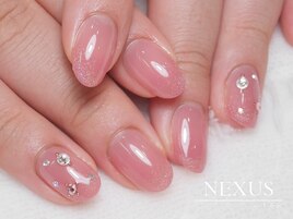爪先に宝石♪ビジューネイル