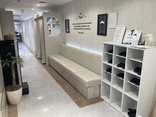 眉毛の王様 岡山店/店舗内装【岡山】