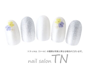 ティーエヌ TSUTAYA宇多津店/7月季節の定額4900円コ―ス