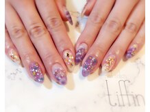 ネイルサロン ティフィン(tiffin)/人気の押し花もシェルと合わせて