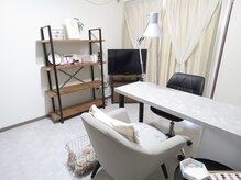 ネイル部屋です。