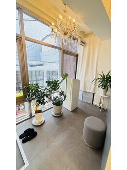 ルフレ 心斎橋(Reflet)/当店の待合室です!