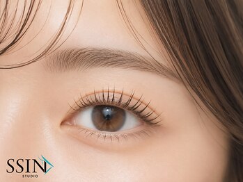 シーンスタジオ 浦安店(SSIN STUDIO)の写真/最新韓国ロッドを豊富にご用意♪理想の韓国風束感まつ毛を叶える似合わせ実力派サロン◎