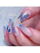 リベラ(LIBERA)/手描きの蝶