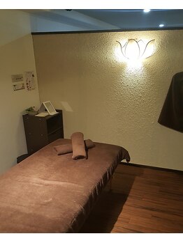 プラスビビ ビューティーサロン(+bibi beauty Salon)の写真/セルフケアでは難しい箇所はプロにお任せ！完全個室なのでデリケートゾーンも人目を気にせずしっかり脱毛◎