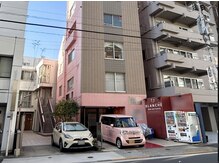 ラプンツェルサロン 六本木店 プラス(Rapunzel salon Plus+)の雰囲気（移転しています。西麻布3-3-2メディケアビル2階）