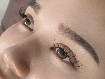 リビケイト 堀江店(Livicate)の写真/お顔の印象は眉で決まる◎美眉スタイリングはプロにお任せください♪【眉毛ワックス＋眉カラー￥5000】