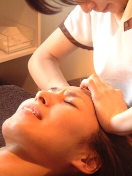 リュクシー(LUXEY)/【頭蓋骨加圧】