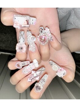 デカパーツネイル