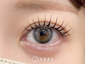 アンネ 伊丹店(ANNE)の写真/寄り添ったカウンセリングが定評◎丁寧な施術で大人女性の上品だけど魅力的なお目元を演出◎