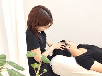 スリー(THREE.)の写真/自分だけの癒し時間を◎ヘッドスパ専門店経歴スタッフの技でリラックス♪女性専用サロン【亀有】