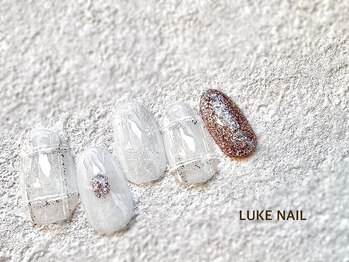 ルークネイル 恵比寿店(LUKE NAIL)/ホワイト結晶チェックネイル　冬