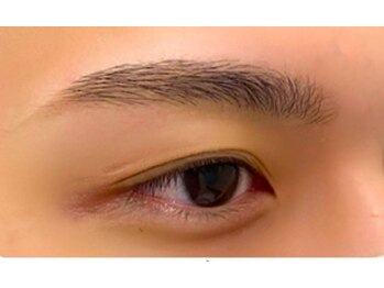 ミニョン(mignon)/メンズアイブロウスタイリング