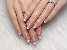 リノプラス(Lino+)/フレンチネイル