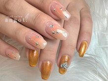 アンガット(angot.)/チークアシメネイル