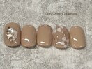 ホワイトぷっくりフラワー