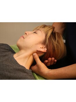 首・肩のつらさを改善したい