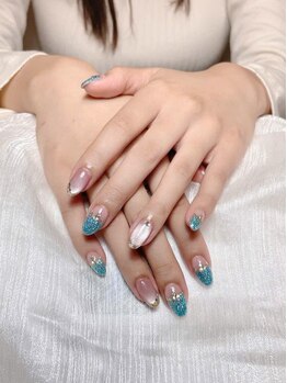 T.Aネイルビューティーサロン(T.A nail beauty salon)の写真/【トレンドを取り入れた繊細アート×圧倒的なデザイン力で満足度も◎】可愛い指先に気分もUP♪