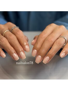 ナナハチ(78)/乳白色ワンカラー