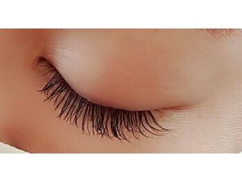 プリマヴェーラ(Primavera)の写真/最新バインドロックやボリュームラッシュ3Dで圧倒的ボリューム目元へ☆