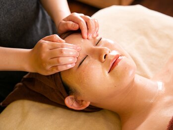 ドゥカ リトル(Duca duca little)/当店人気メニュー!顔ヨガ