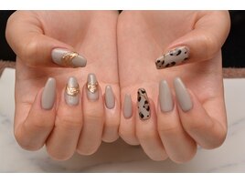 ヒョウ柄ネイル8690円