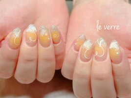 オレンジチークネイル