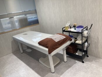 眉毛の王様 岡山店/店舗内装【岡山】