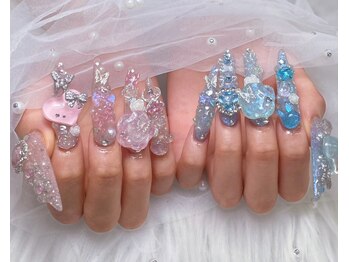 ラッキーネイル(lucky nail)/デコデコネイル