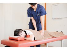てあつい整体院 たかす院の雰囲気(お身体の状態に合わせて刺激量を調整しながら施術します)