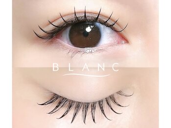 ブラン 磐田店(Blanc)の写真/【話題沸騰♪】驚きの軽さ×自然なボリュームで目元の印象UPのフラットラッシュ！感動の仕上がりに◎