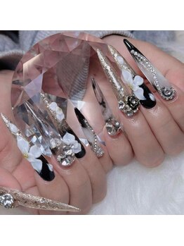 ノイラネイルスタジオ(Noiranail_ studio)の写真/スピード×美フォルムを両立！自爪を労わる長さだしで、もう折れない・短い爪に悩まない指先へ