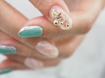 オトナネイル(otona nail)/ちぐはぐネイル
