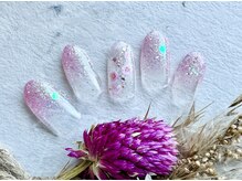 ジーシーネイル(G C nail)/キラキラフラワーネイル