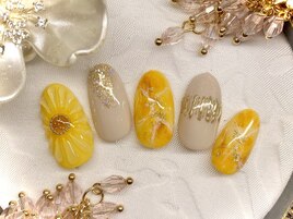 ひまわりネイル