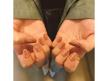 大人上品オーロラシルクネイル